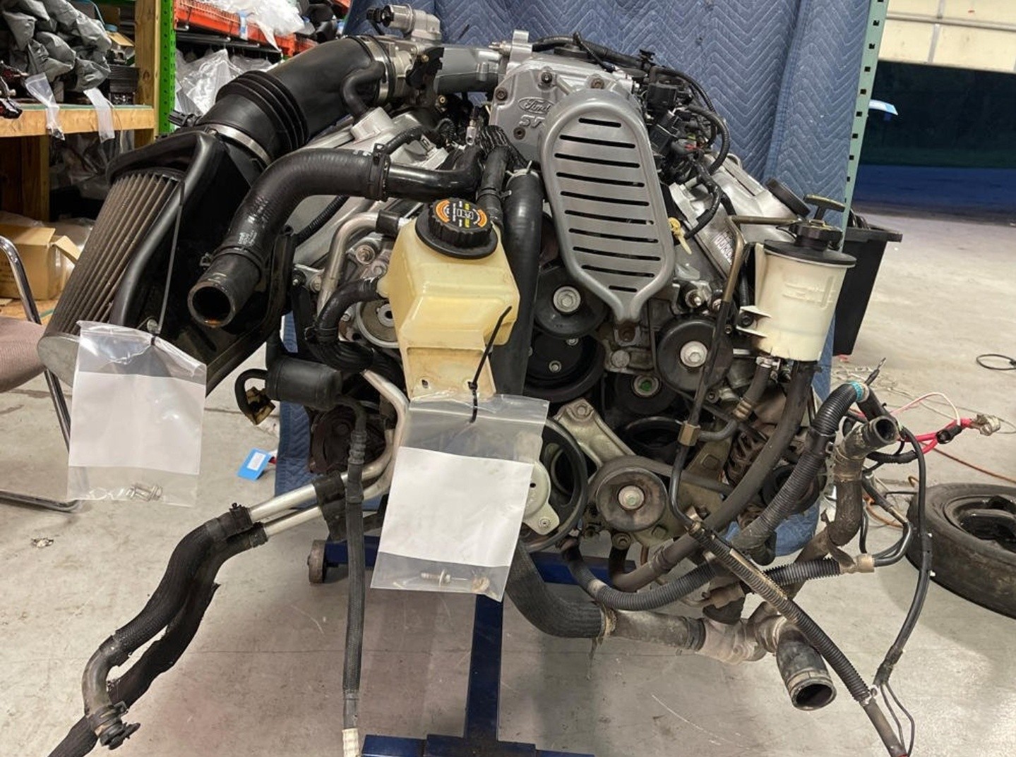 2004 ford mustang svt cobra engine complete pan to blower, complete tremec t56 6 speed transmission, gas tank assembly 2004 ford mustang svt cobra engine complete pan to blower, complete tremec t56 6 speed transmission, gas tank assembly