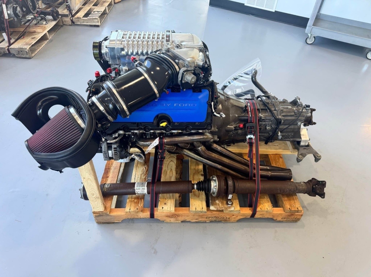 2011 mustang gen 1 coyote mt 82 drivetrain with a whipple supercharger kit 2011 mustang gen 1 coyote mt 82 drivetrain with a whipple supercharger kit